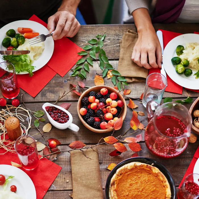 🌟 Healthy Holiday Eating Tips! Enjoy Festive Meals Without Guilt 🌟