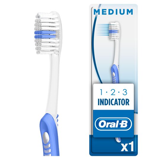 Oral-B Indicator 123 Medium Toothbrush